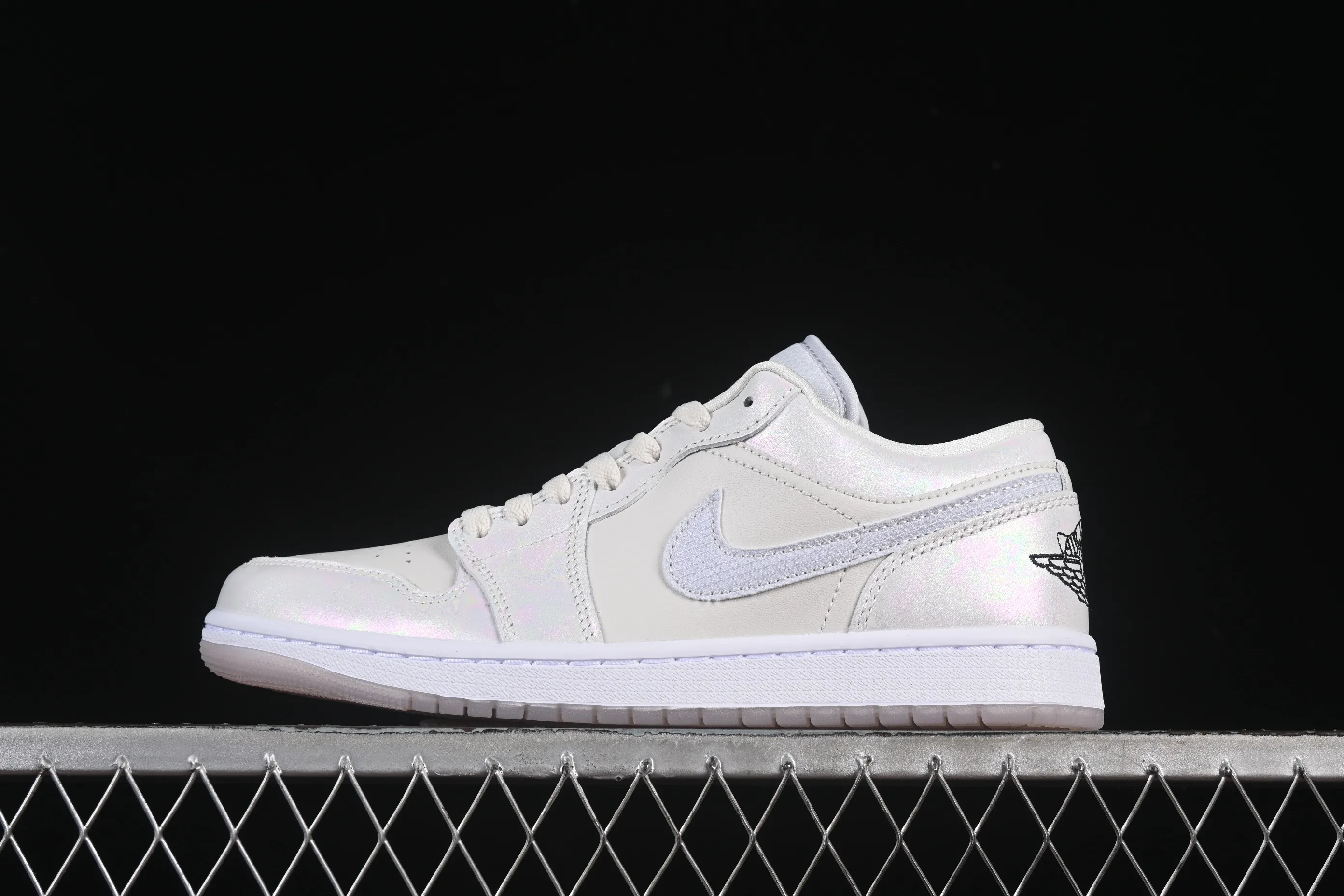 All categories Air Jordan Jordan series basketball shoes Air Jordan 1 Low G version pure original Air Jordan 1 Low "Year of the Snake 2025" AJ1 Joe 1 off-white fantasy pearlescent low-top cultural basketball shoes HF4080-001